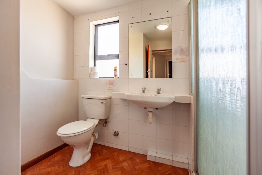 8 Bedroom Property for Sale in Milnerton Ridge Western Cape